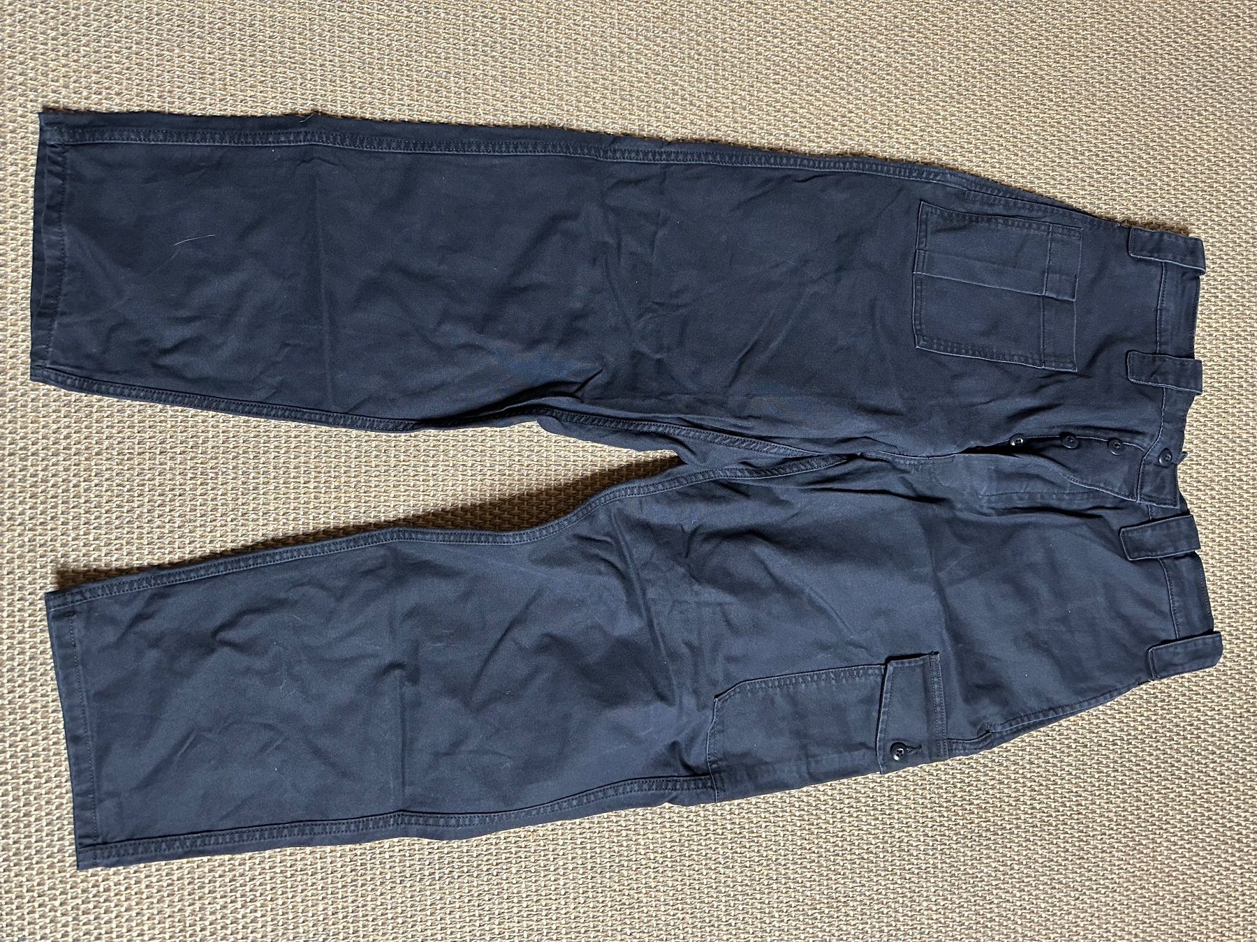 Levi's Pantaloni: Levis Skate New Utility Cargohose, 32/32, schwer, D – Usato da Mettmenstetten venduto da Starbright2