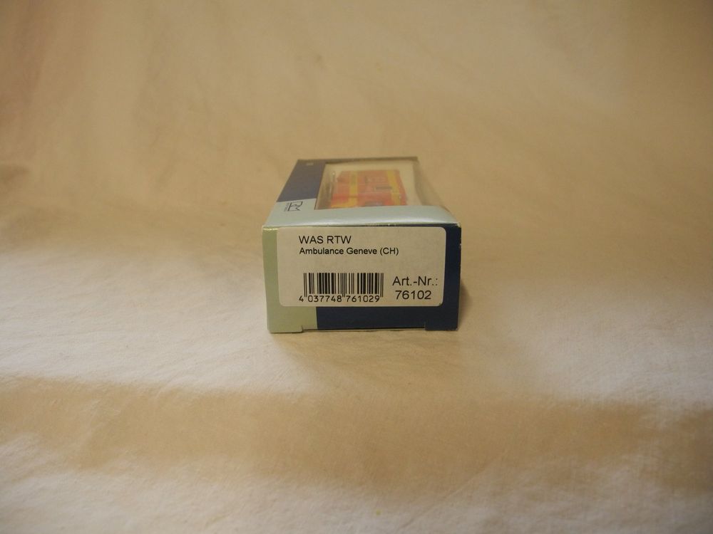 RIETZE NR. 76102 WAS RTW AMBULANCE GENEVE MIB (Neu und originalverpackt ...