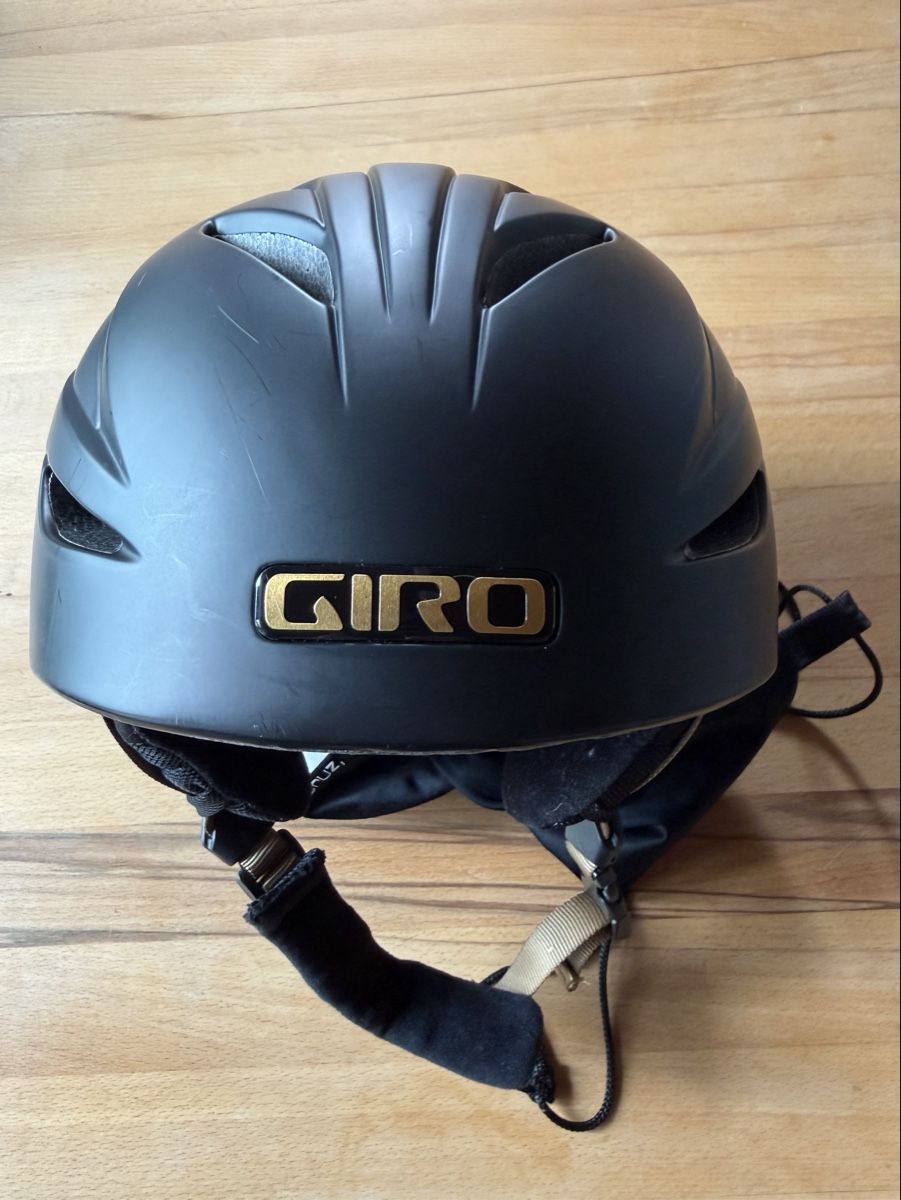 Giro Helme: GIRO G10 Skihelm – Gebraucht aus Bolligen von Meanstreak 2