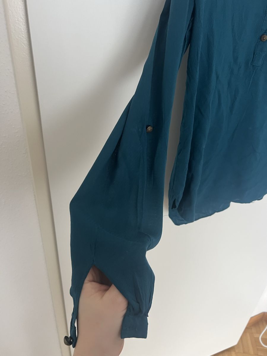 Camicette: Dunkelblaue Bluse / Gr. M / elegant – Usato da Wattwil venduto da Sihana-Spirit 1