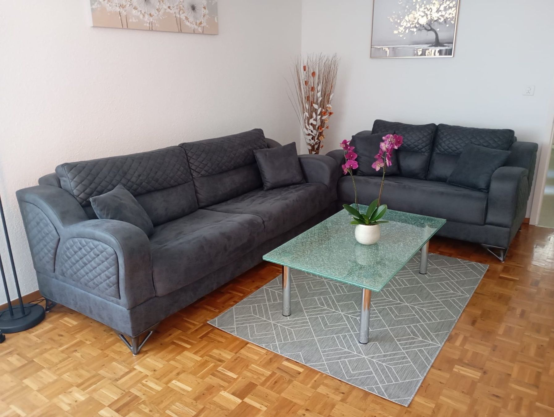 Divani: Sofa mit Bettfunktion – Usato da Au SG venduto da jellyfish33