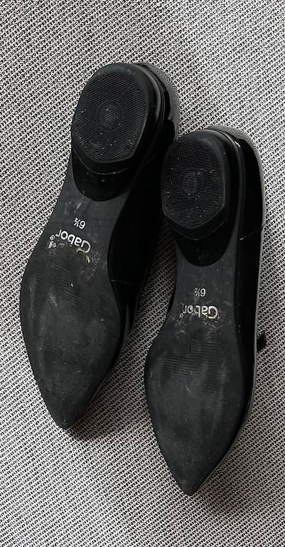 Chaussures femmes: GABOR Lackschuhe Gr. 39 mit Lacktäschen – D'occasion à Basel par Findus78 2