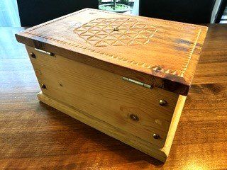 Truhen: aLte ArVen ScHaTuLLe – Gebraucht aus Winkel von zeho 8