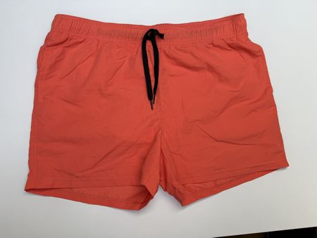 Orange Badehose, Grösse M, ideal für den Sommer!