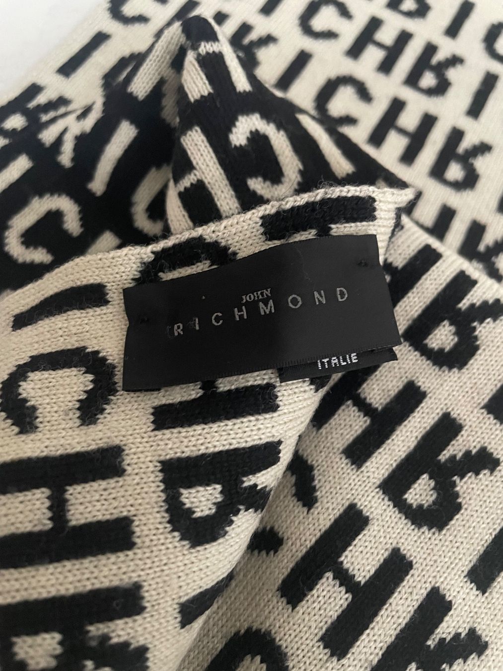 Foulard & Sciarpe: JOHN RICHMOND - 100% Wool Schal - Scarf – Usato da Minusio venduto da Pink222 4