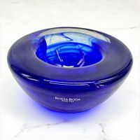 Vide-poche Kosta Boda "Atoll" en verre d'art cobalt