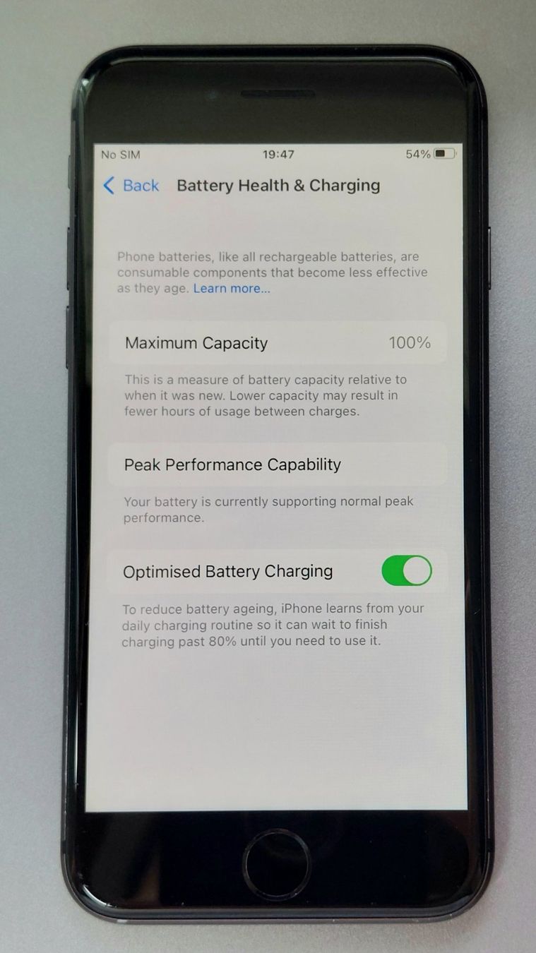 Apple Telefoni cellulari / Smartphones: iPhone 8 256GB, 100% Akku – Usato da Pfäffikon SZ venduto da max_5ylc 1