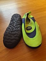 Neuwertige Badeschuhe Grösse 28/29