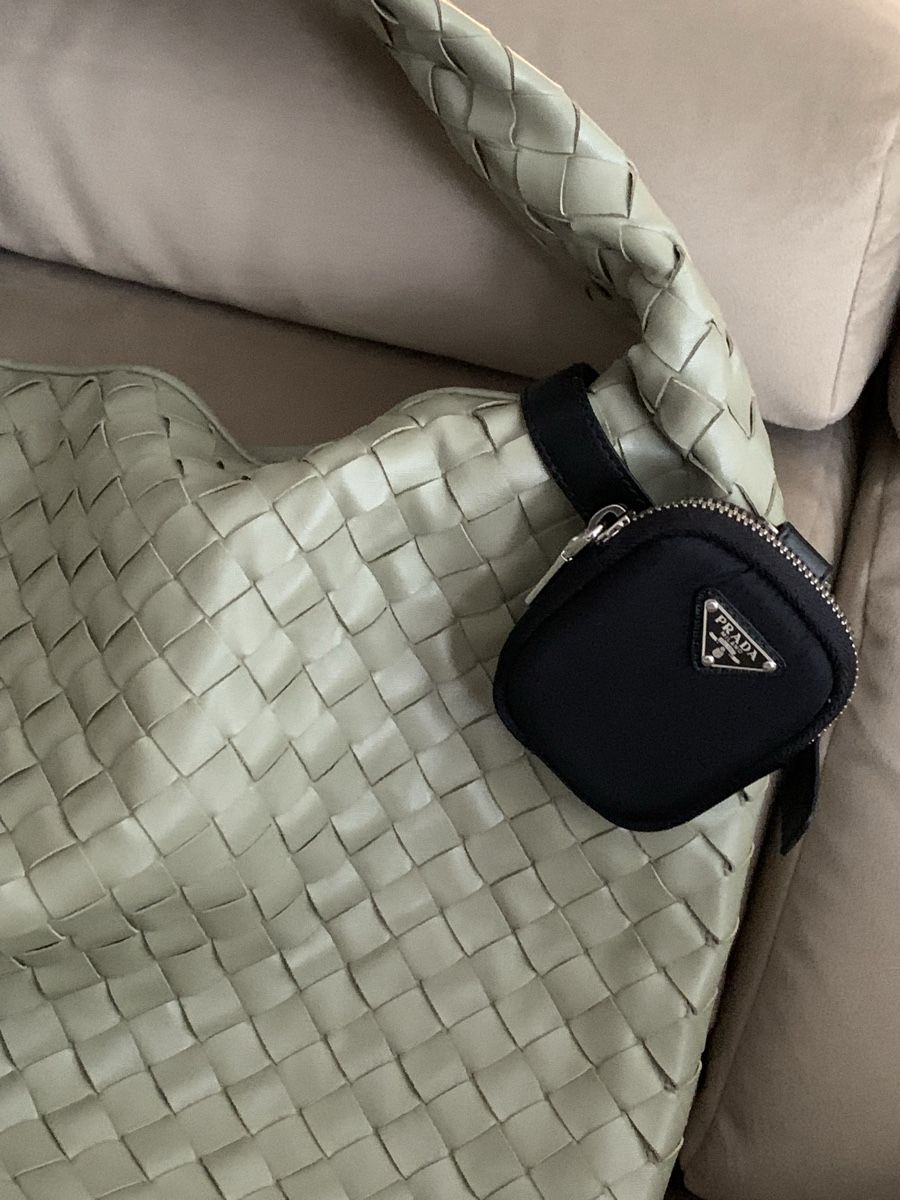 Prada Portafogli: Prada coin purse – Usato da Brugg AG venduto da Lovelux73 4