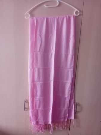 Rosaroter Schal aus 100% Viscose