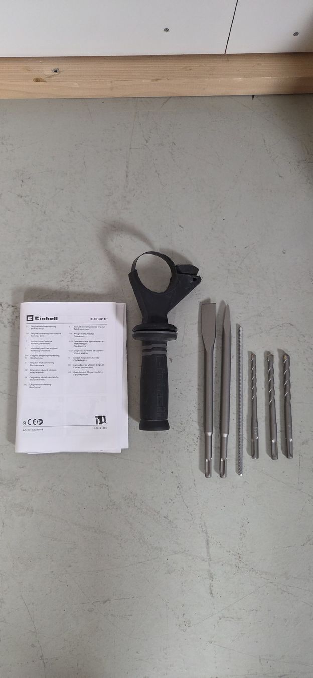 Einhell Bohrmaschinen: Einhell TE-RH 32 4F Kit Bohrhammer 1250W – Gebraucht aus Küssnacht am Rigi von _DealFactory_ 2