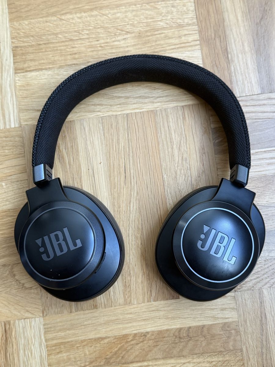 JBL Cuffie: Kopfhörer JBL schwarz gebraucht – Usato da Winterthur venduto da cix_82r9