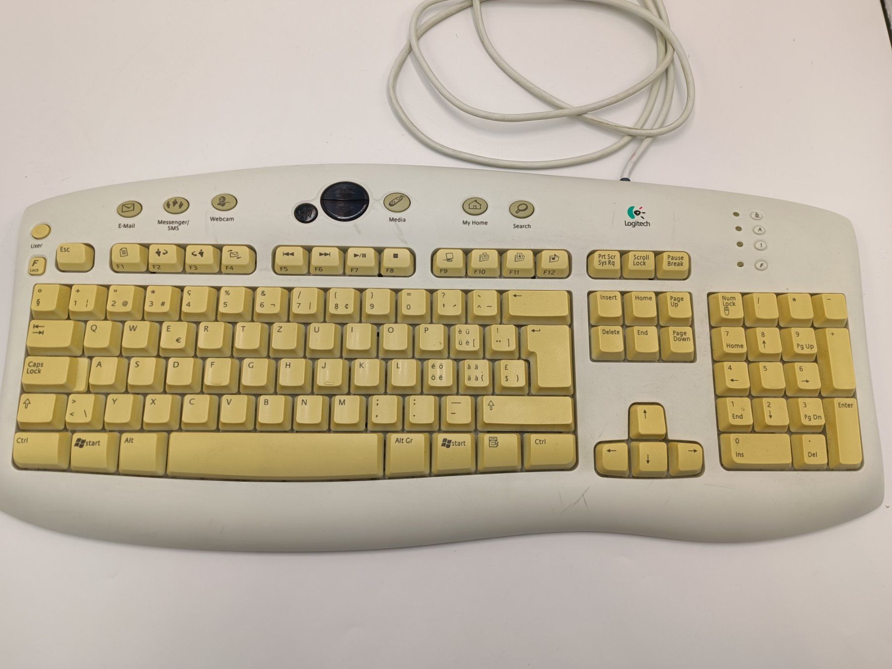 Logitech Tastiere: Logitech Y-SR34 Tastatur – Usato da Schlieren venduto da 2nd-Life 1