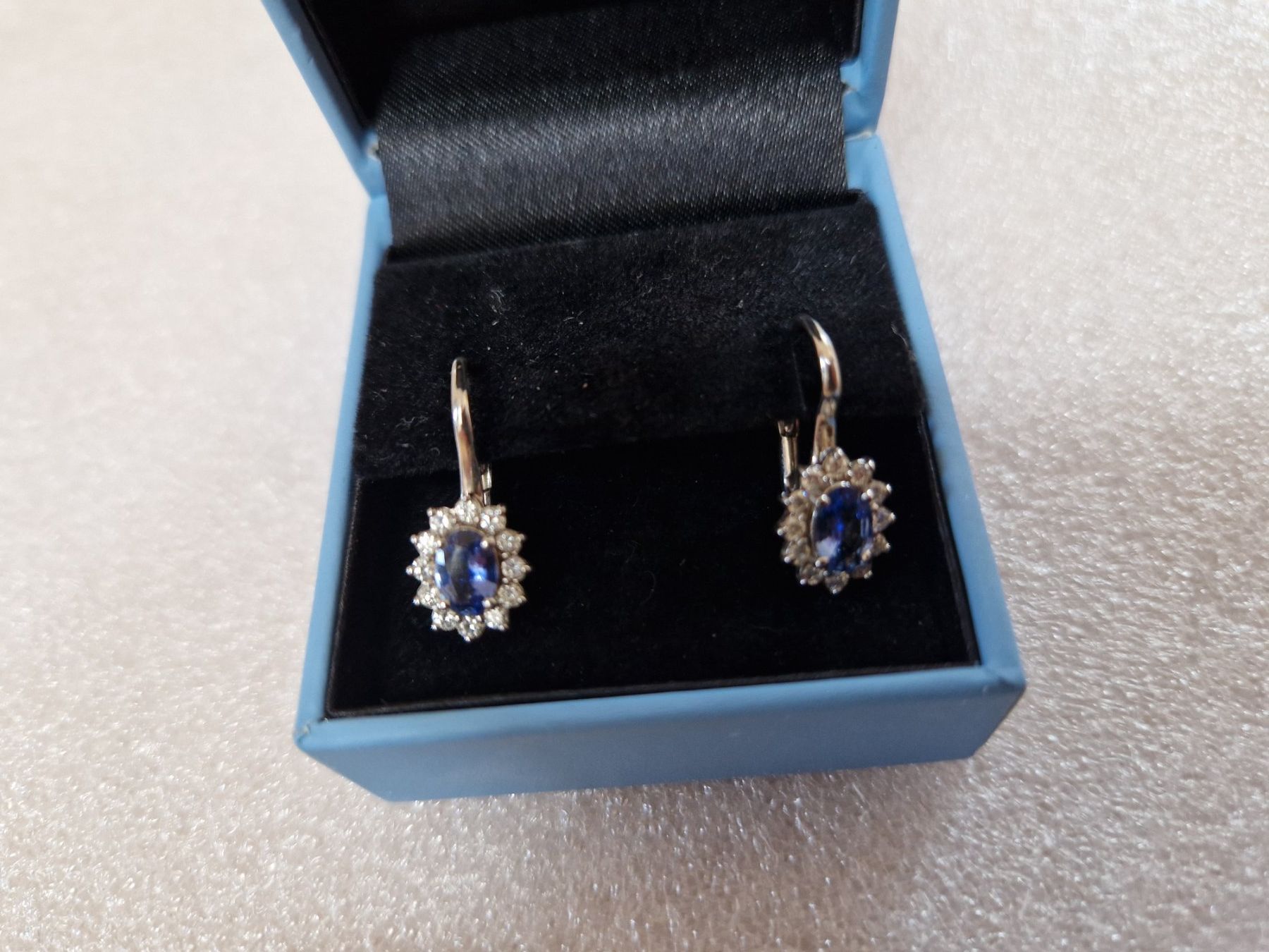 Ohrringe & -stecker: Ohrringe Diamonds mit Edelstein – Gebraucht aus Uster von kin_9dbv 2
