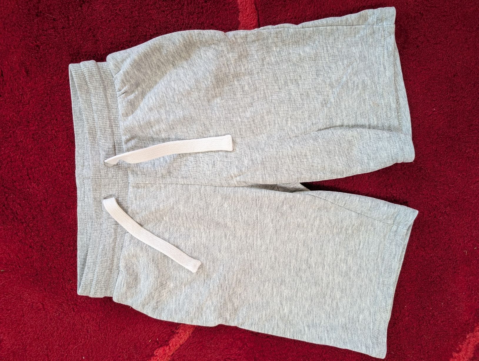 H&M Pantaloni: Shorts Gr. 122 – Usato da Winterthur venduto da voan