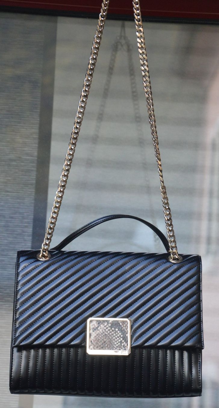 Roberto Cavalli Borse da donna: Rasche / sac Cavalli Class – Usato da Collonges venduto da arashee 2