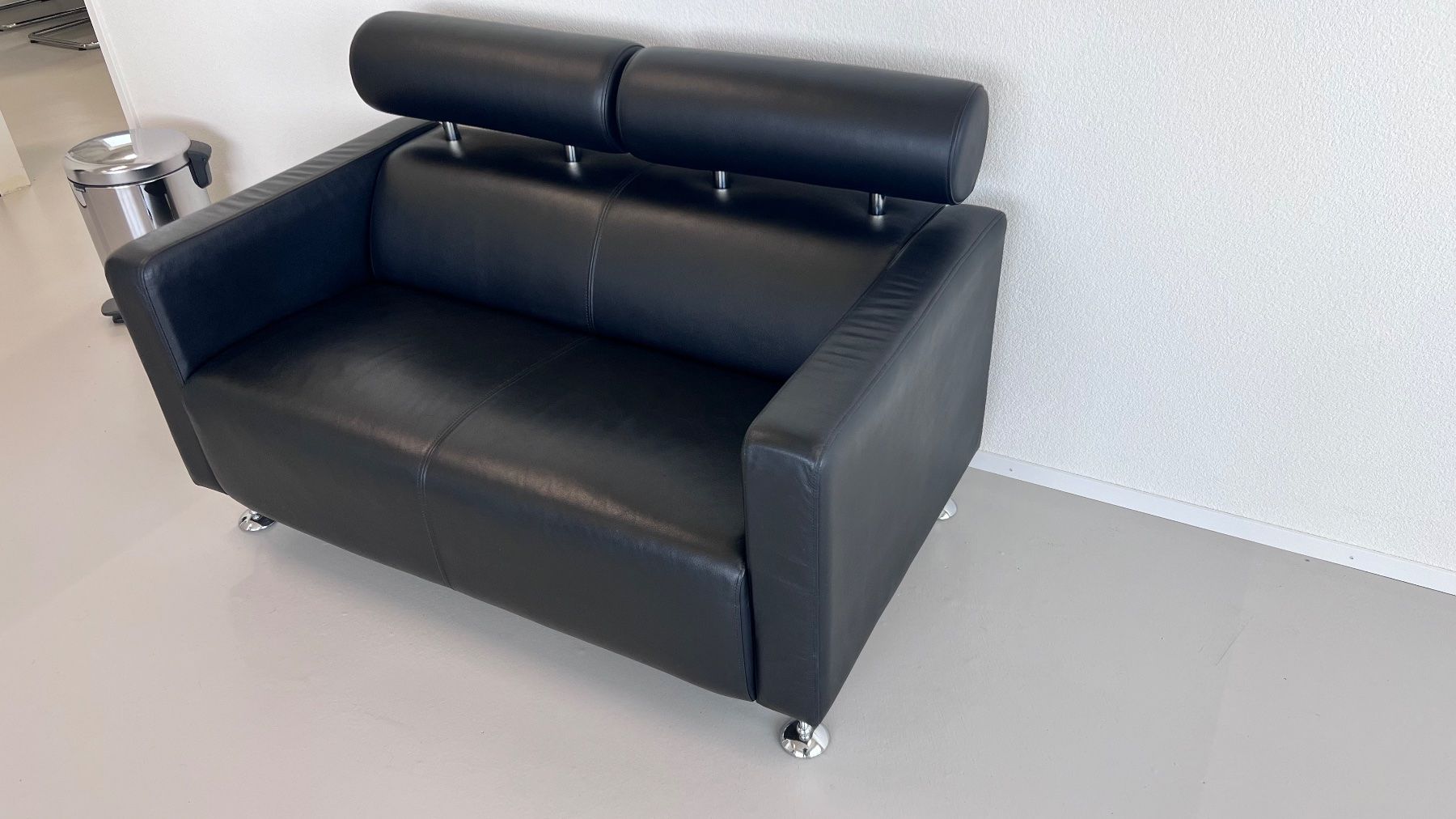 Sofas: 2er Echtleder-SOfa – D'occasion à Urtenen-Schönbühl par ved_g8bn 4