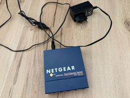 NETGEAR FS105 5-Port Fast Ethernet LAN Switch Unmanaged