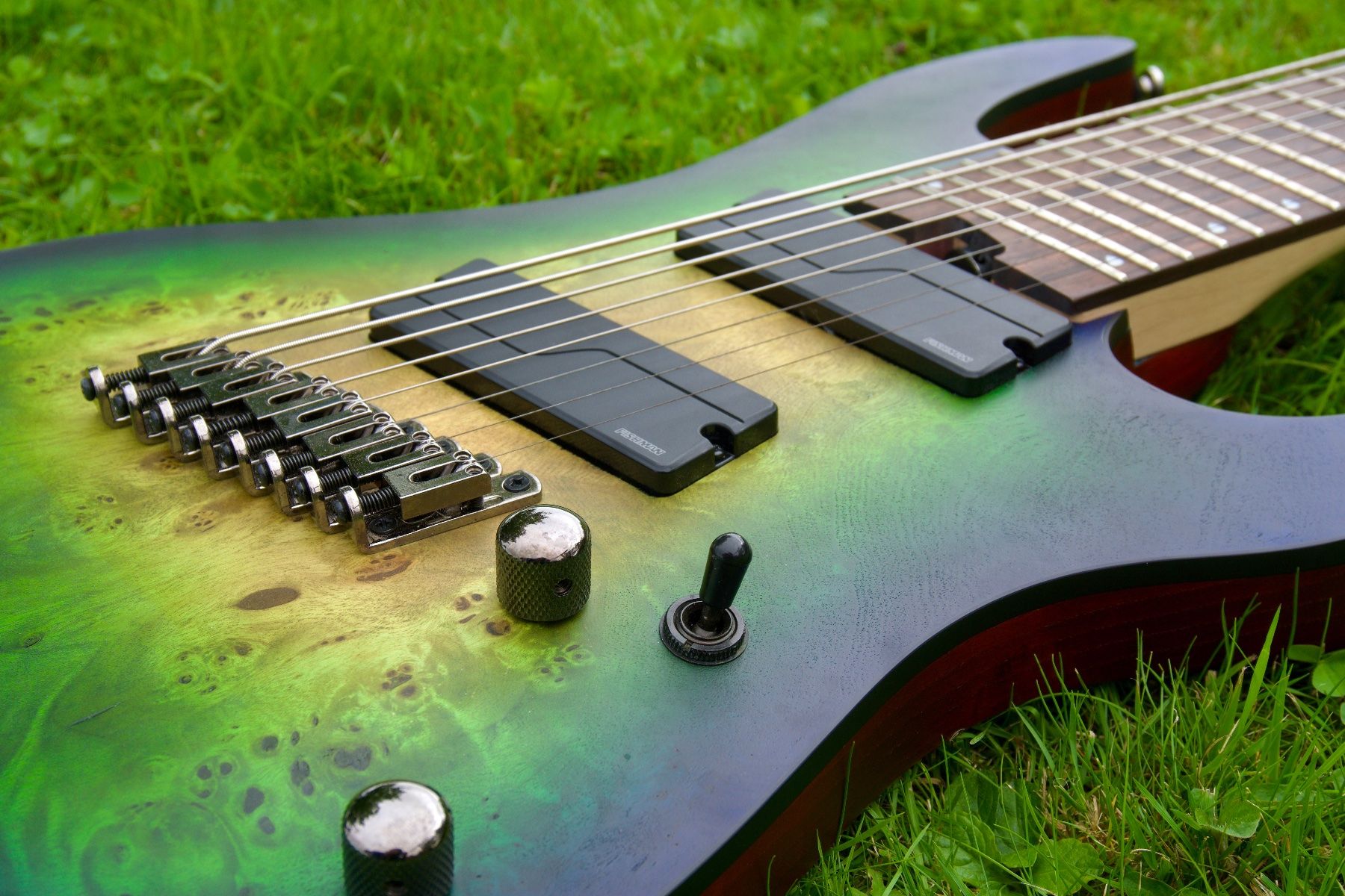 Cort Strumenti musicali: Cort KX508MS 8 Saiten Gitarre – Usato da Kriens venduto da jur_v9q9 2