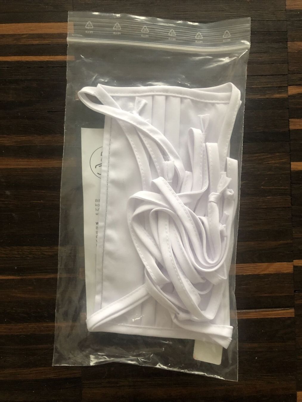 Protezione per viso e udito: 2 Stoff-Gesichtsmasken von Eterna – Nuovo e nell'imballaggio originale da Basel venduto da anna123456789 1