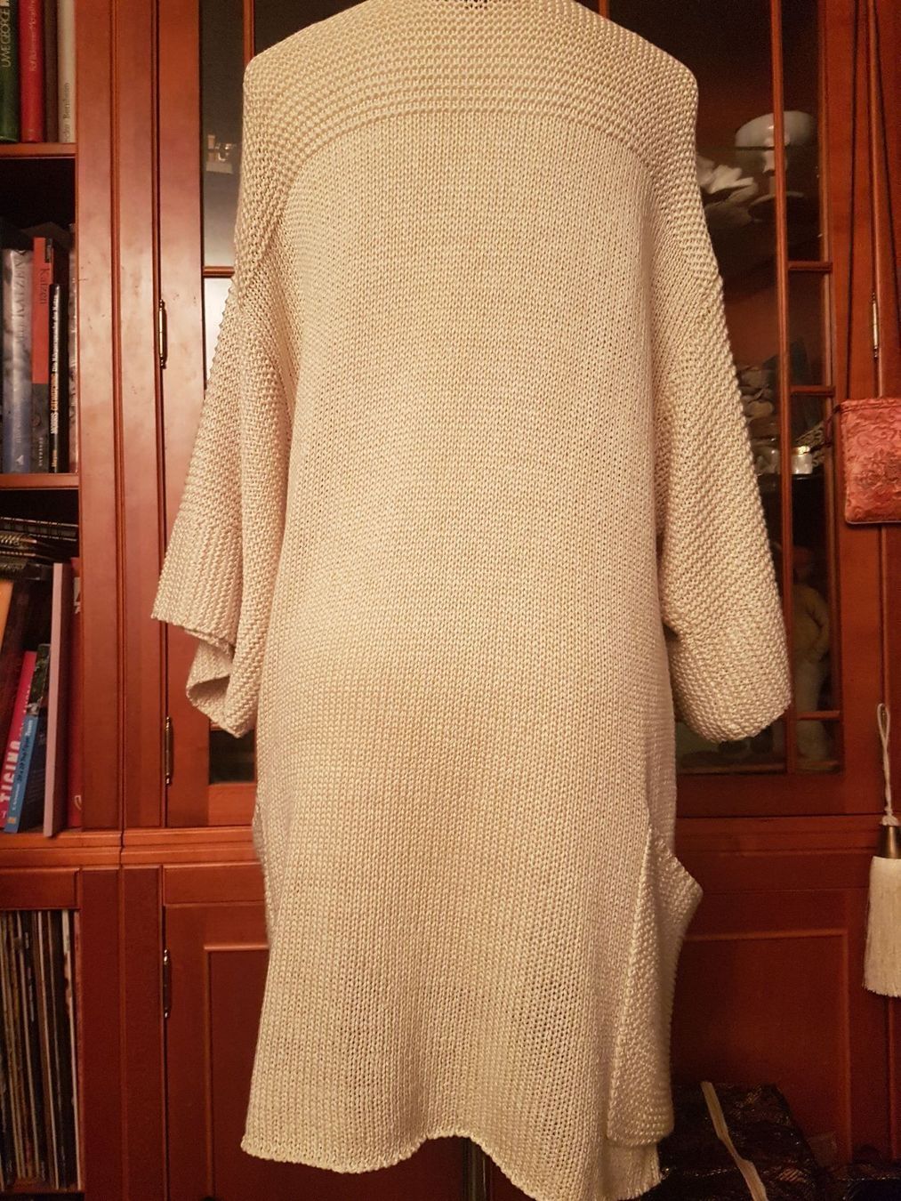 Giacche: Hellbeige Strick-Jacke mit 1/2 Ärmeln – Usato da Oberengstringen venduto da Sheera7 7