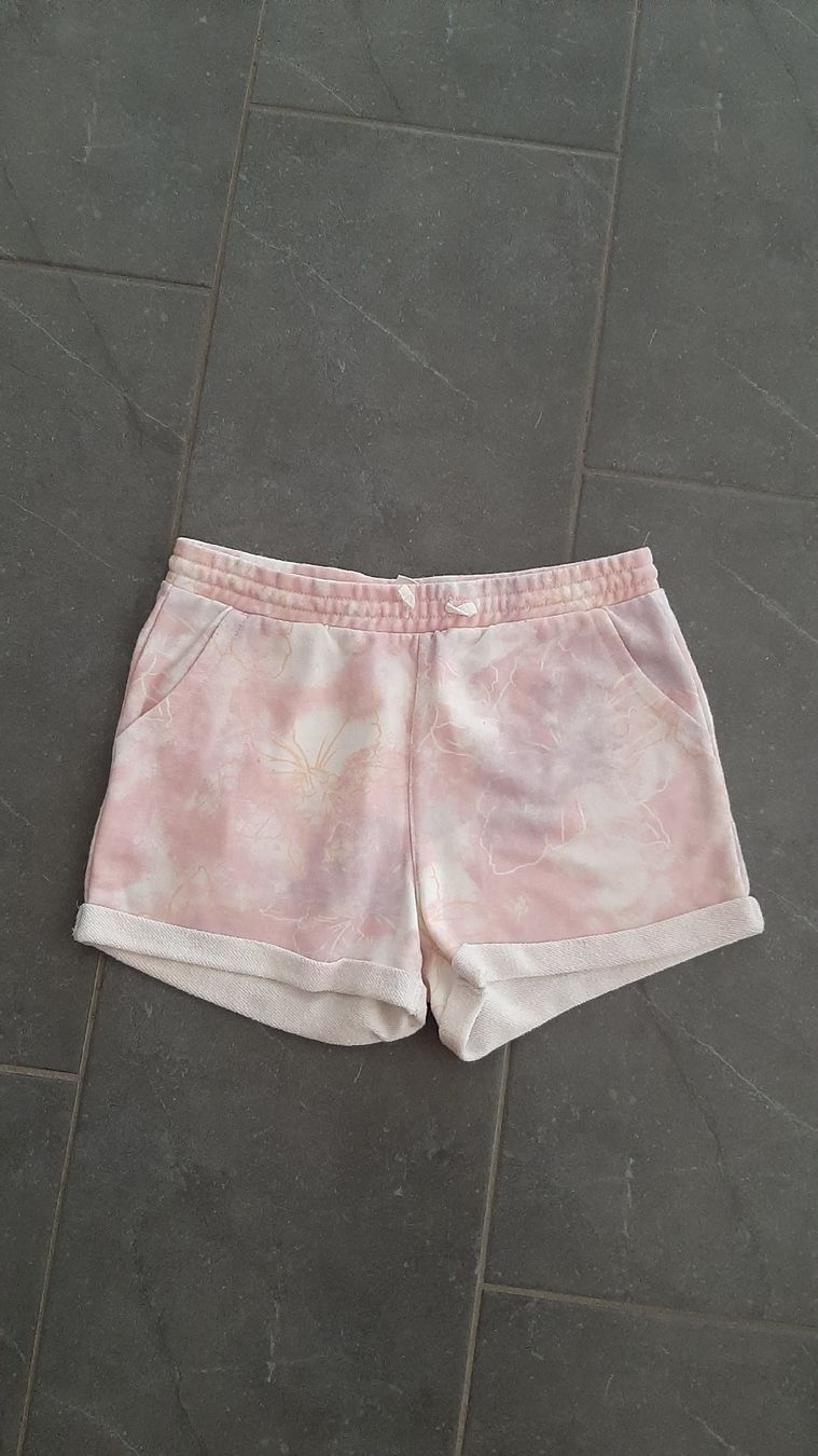 Roxy Pantalons: roxy Shorts Grösse 16/xxl – D'occasion à Dübendorf par Luuuusmeitli12