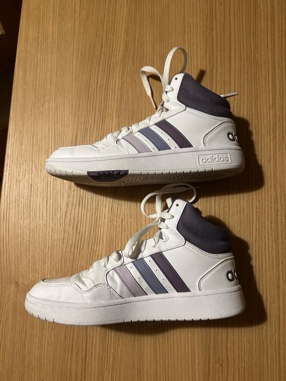 Adidas Scarpe da donna: Adidas Hoops 3.0 Mid Damen Grösse 38 2/3 – Usato da St. Gallen venduto da Simple_user_01 3