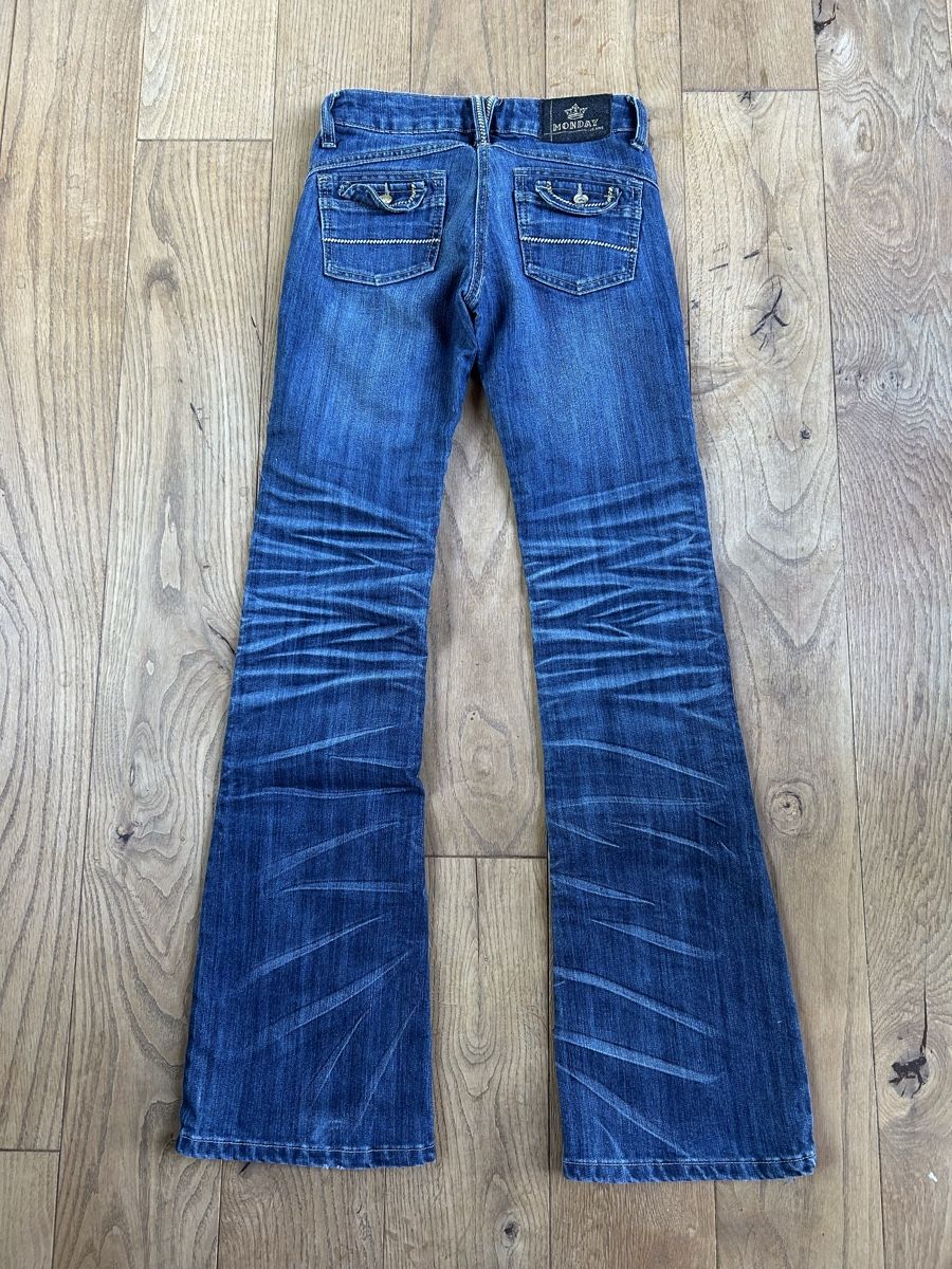 Jeans: Monday Jeans, Schlaghose, Gr.34 Y2K Style – Usato da Frauenfeld venduto da jae_vs6j