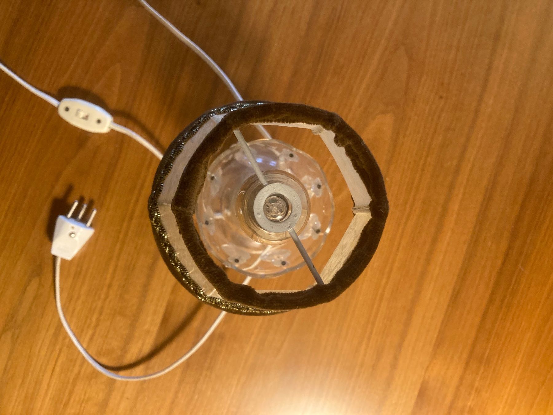 Lampes: Tischlampe komplett, E14 – D'occasion à Neftenbach par 889095 4