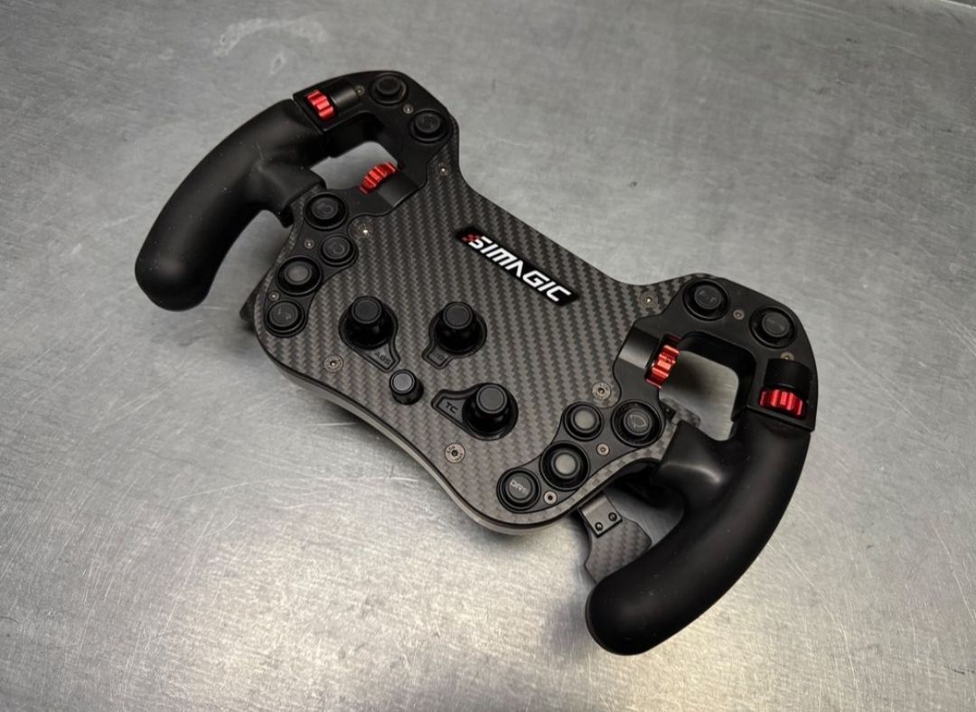 Simagic Controller: Bundle Simagic avec 2 volants  – Gebraucht aus Bevaix von yle_9hb2 3