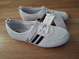 Adidas Schuhe Gr. 38, NEU