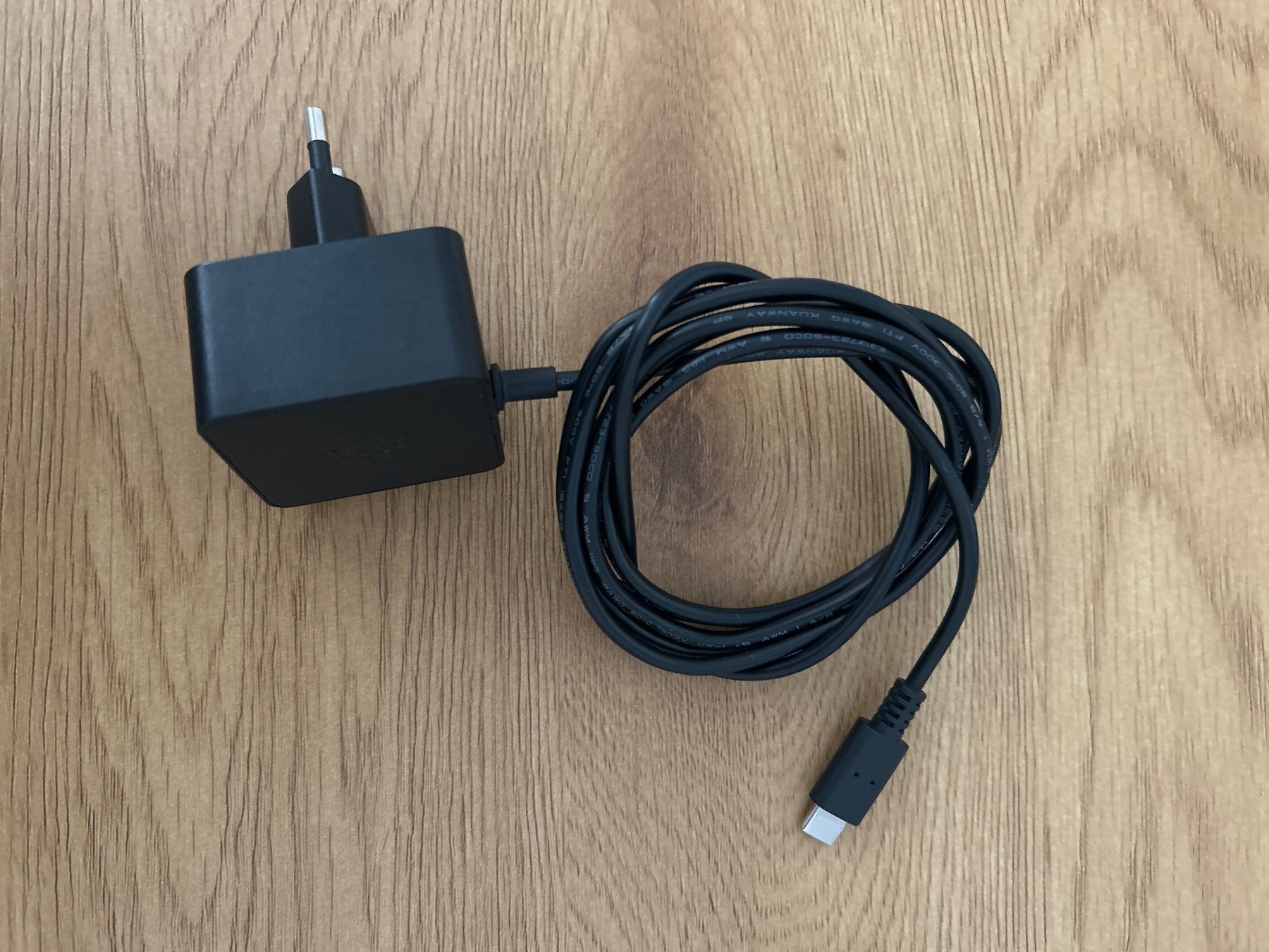 Raspberry Pi PC: Raspberry Pi 4, 4GB RAM, Argon One m.2, 500 GB SSD 860 EVO – Usato da Zürich venduto da OhneFrust 4