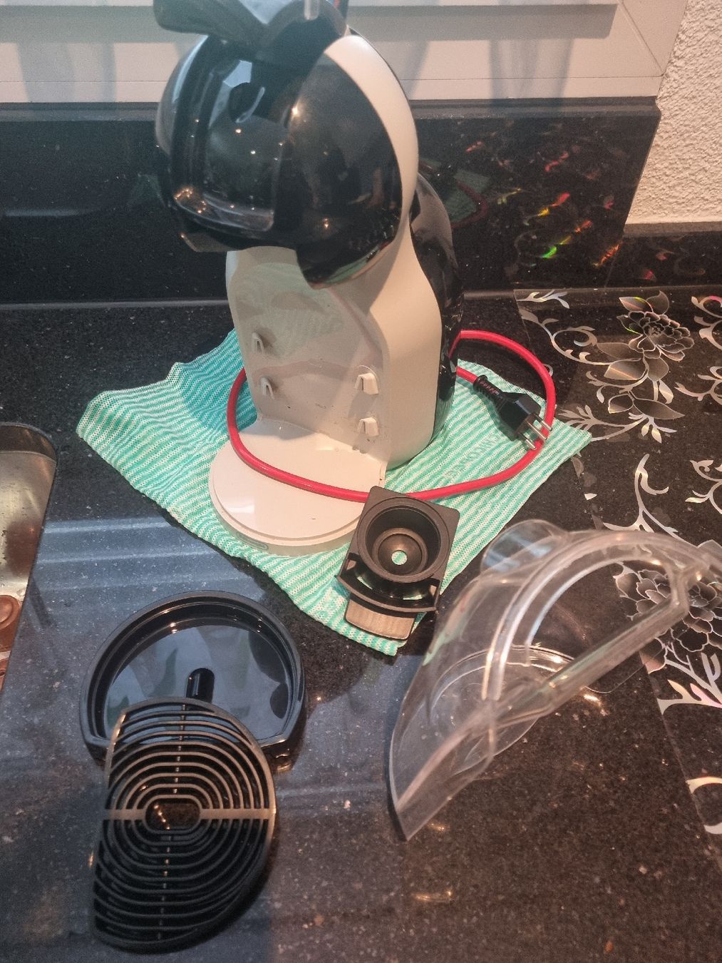 De'Longhi Machines à café & Machines à expresso: Dolce Gusto/ Kaffee-Maschine  – D'occasion à Adlikon b.Regensdf par attila63 3
