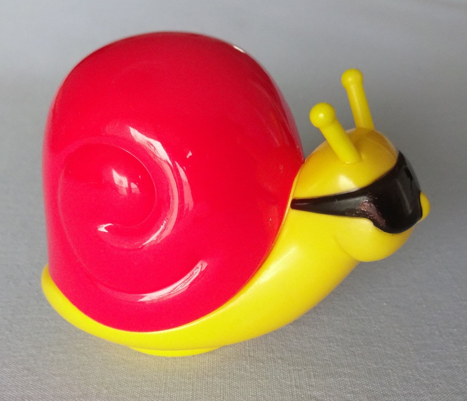 Statuette: Schnecke, ehemalige Glace-Verpackung – Usato da St.Gallen venduto da Paddington11 1