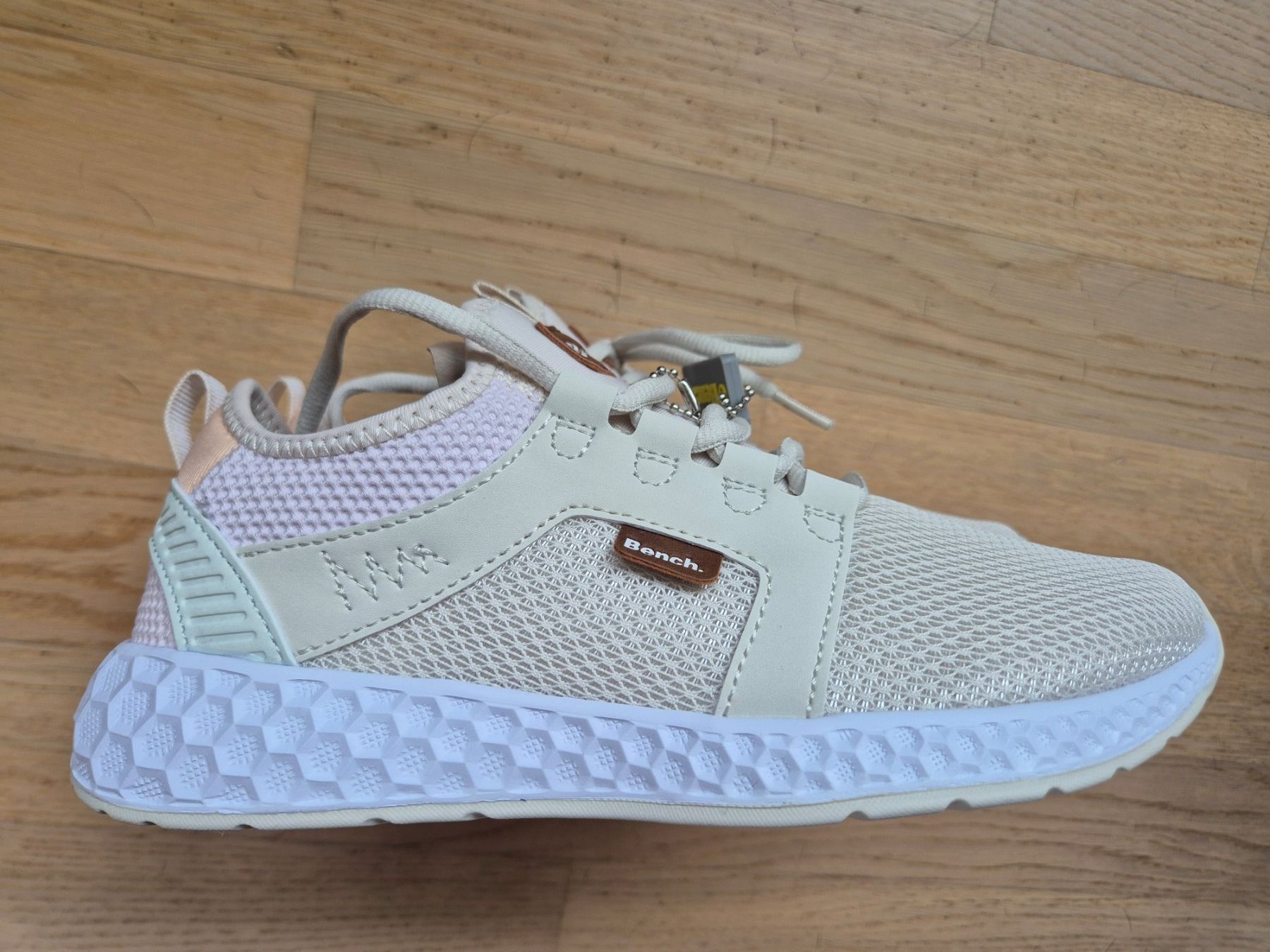Bench Scarpe da donna: Bench Sneaker, Beige, Gr. 38, Neu Damen – Nuovo e nell'imballaggio originale da Stäfa venduto da Arjen2011 1