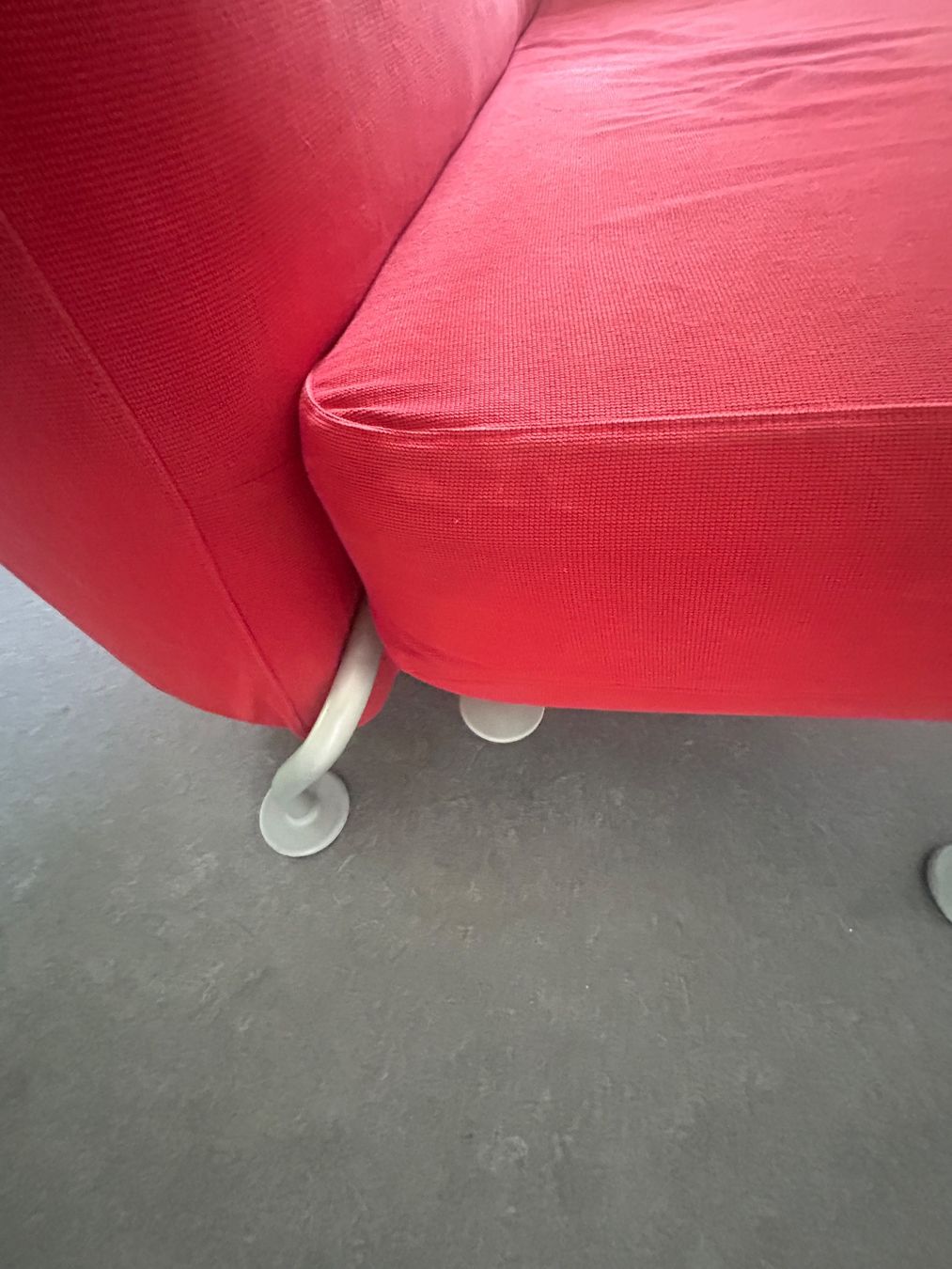 Sofas: Rotes Sofa – Gebraucht aus Zürich von Tm7 2