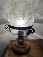 Jäger MotivTischlampe mit Wildtier Glasmotiv geschliffen (d)