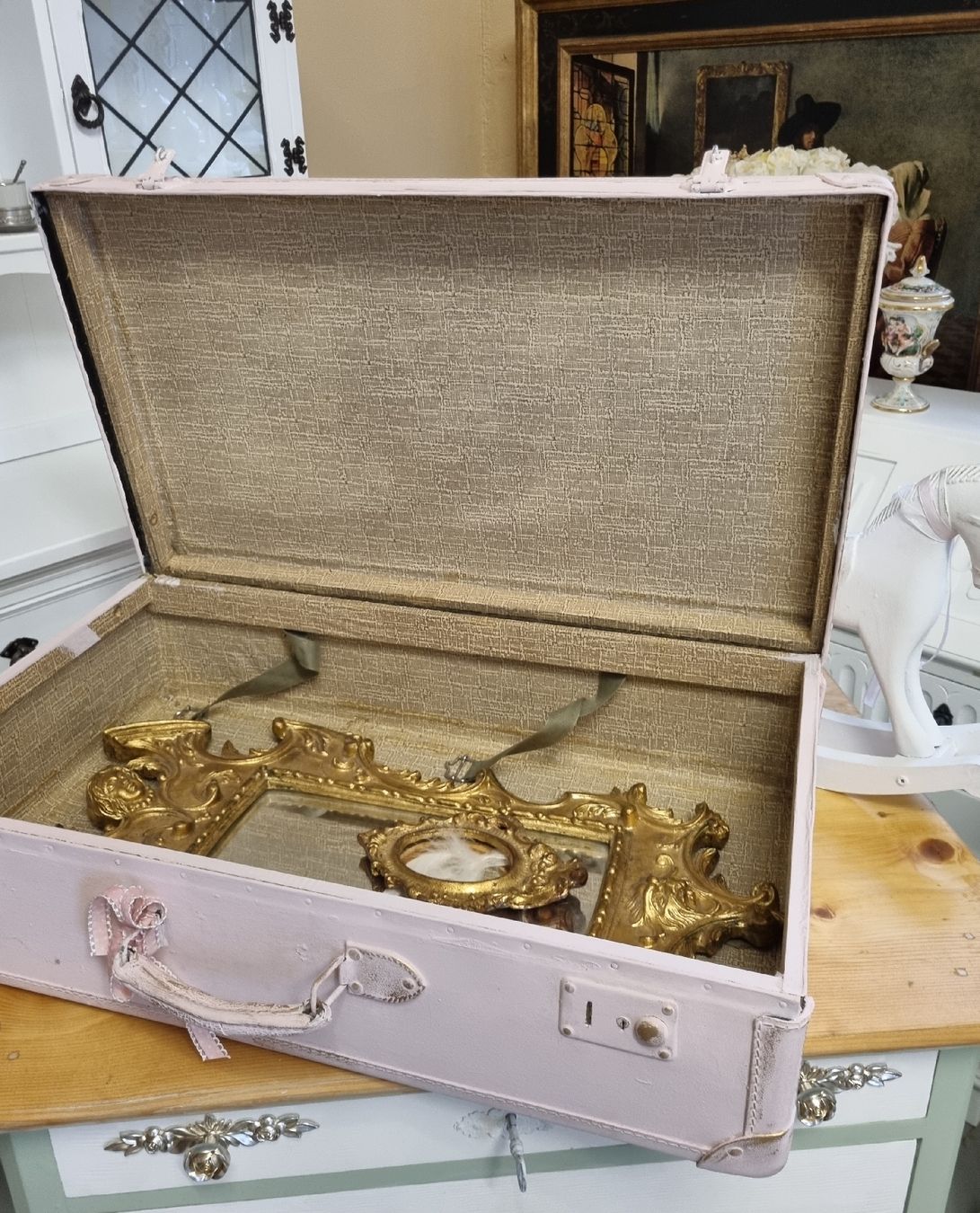 Valises de voyage: Dekorativer antiker Koffer – D'occasion à Wohlen AG par Atelier-Elisa 1