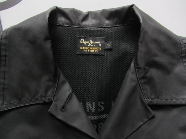 Pepe Jeans Vestes: PEPE JEANS - Jacke schwarz S – D'occasion à Zürich par Diazaio 3