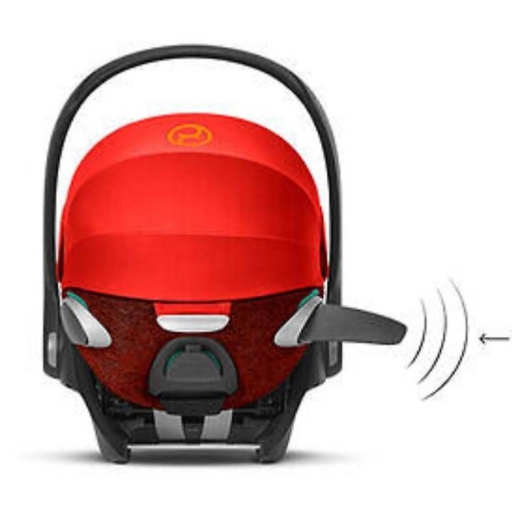 Seggiolini per auto: Cybex Cloud Z i-Size + base Isofix – Usato da Arconciel venduto da gab_cjb2 4