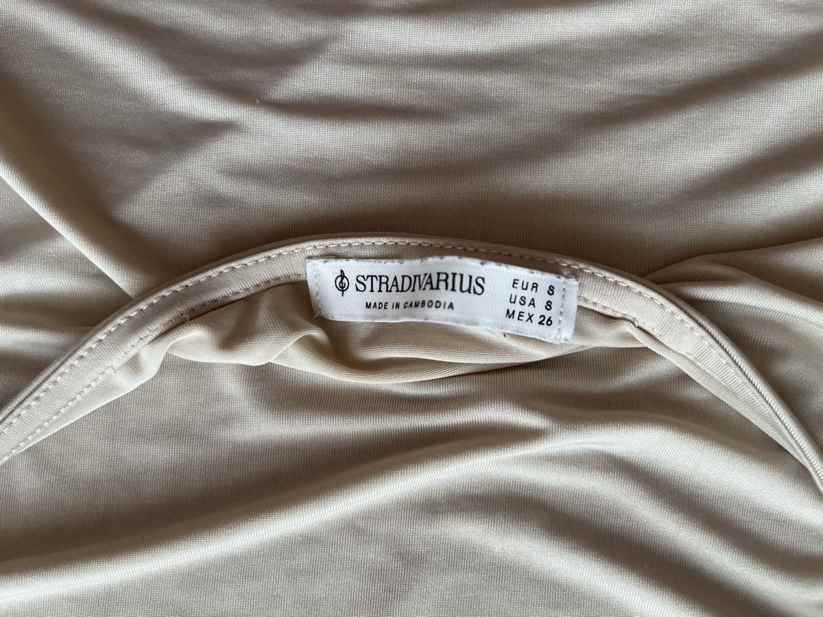 Stradivarius Top: Crop Top – Nuovo (secondo la descrizione) da Baar venduto da vanessaa_ 2