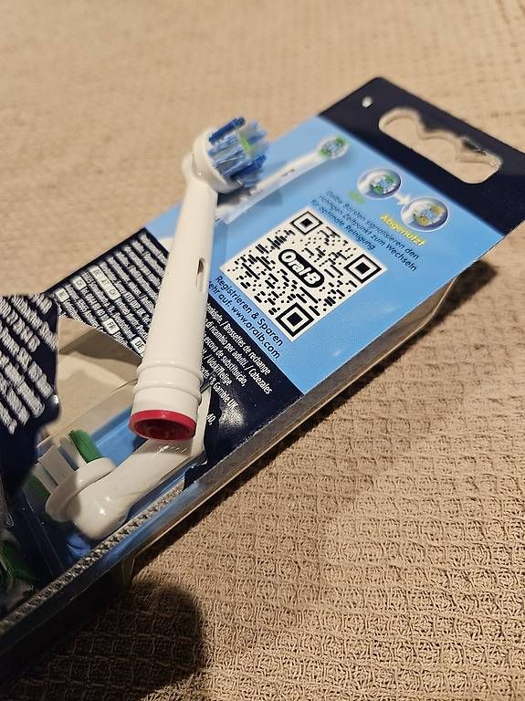 Zahnpflege: Testine OralB – Gebraucht aus Capolago von men_sbb5