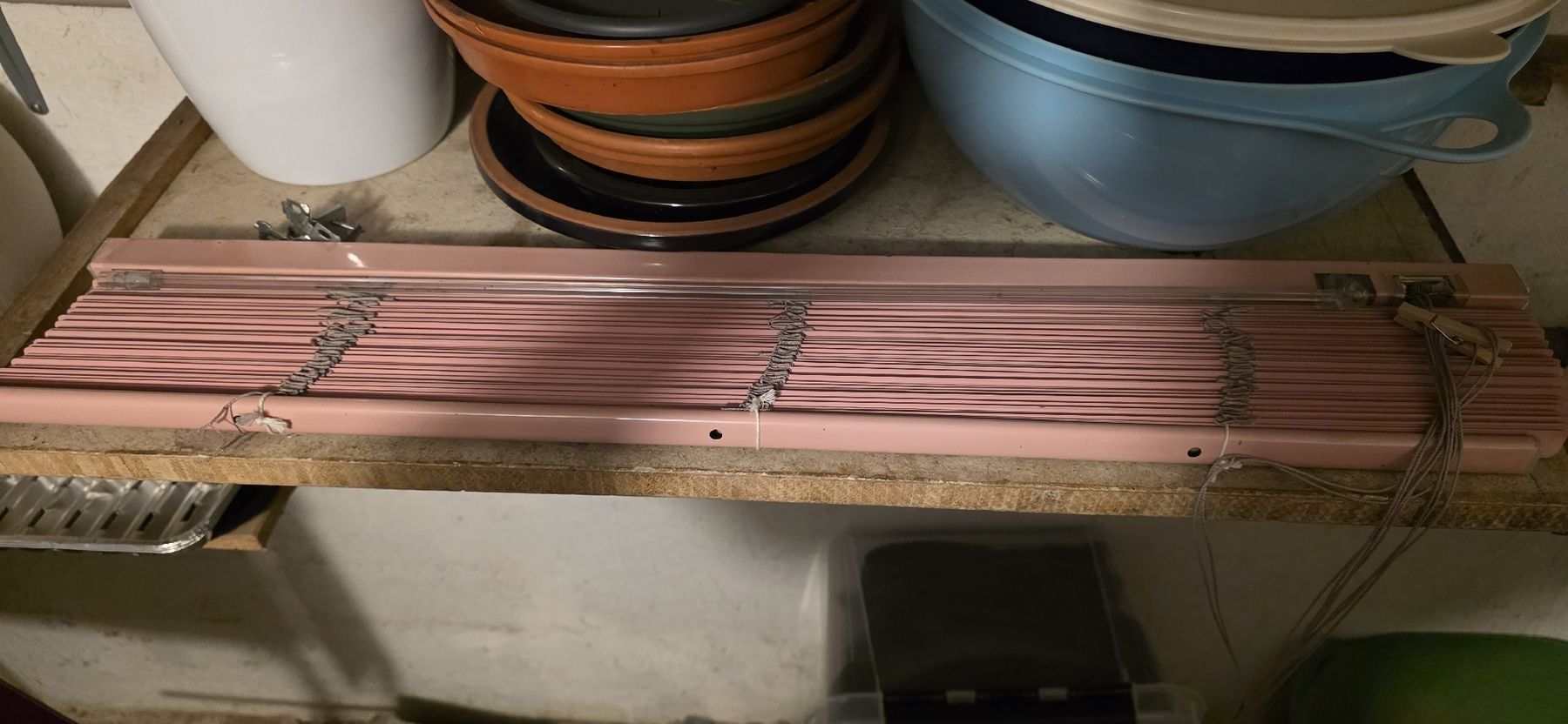 Tende da sole: Schöne Jalousie  Farbe Rosé – Usato da Romanshorn venduto da TigerKerstin 1