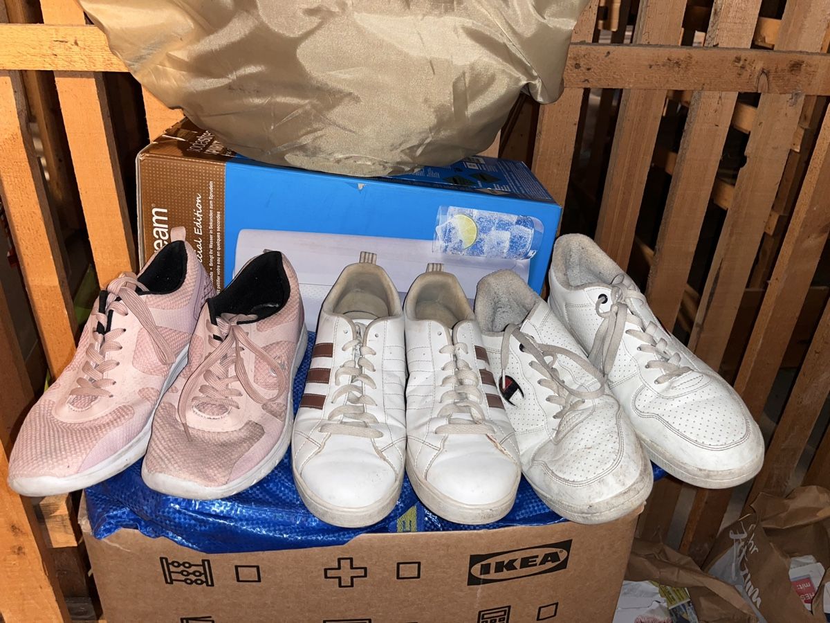 Scarpe da donna: Damen Turnschuhe 3 Paar – Usato da Zuchwil venduto da fie_7bzm
