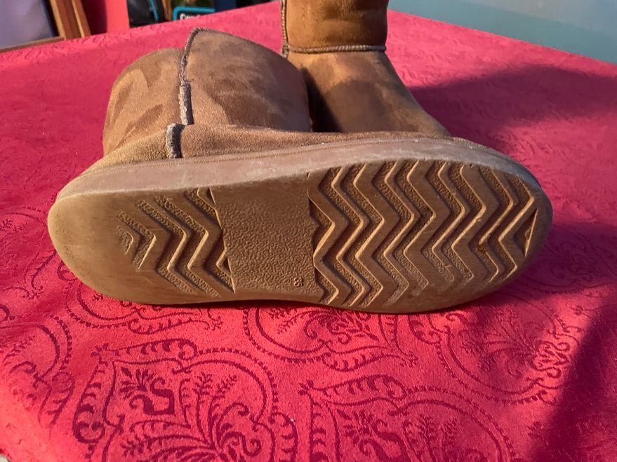 Scarpe per ragazze: Mädchen Stiefel 35 beige – Usato da Bergdietikon venduto da antovale 2