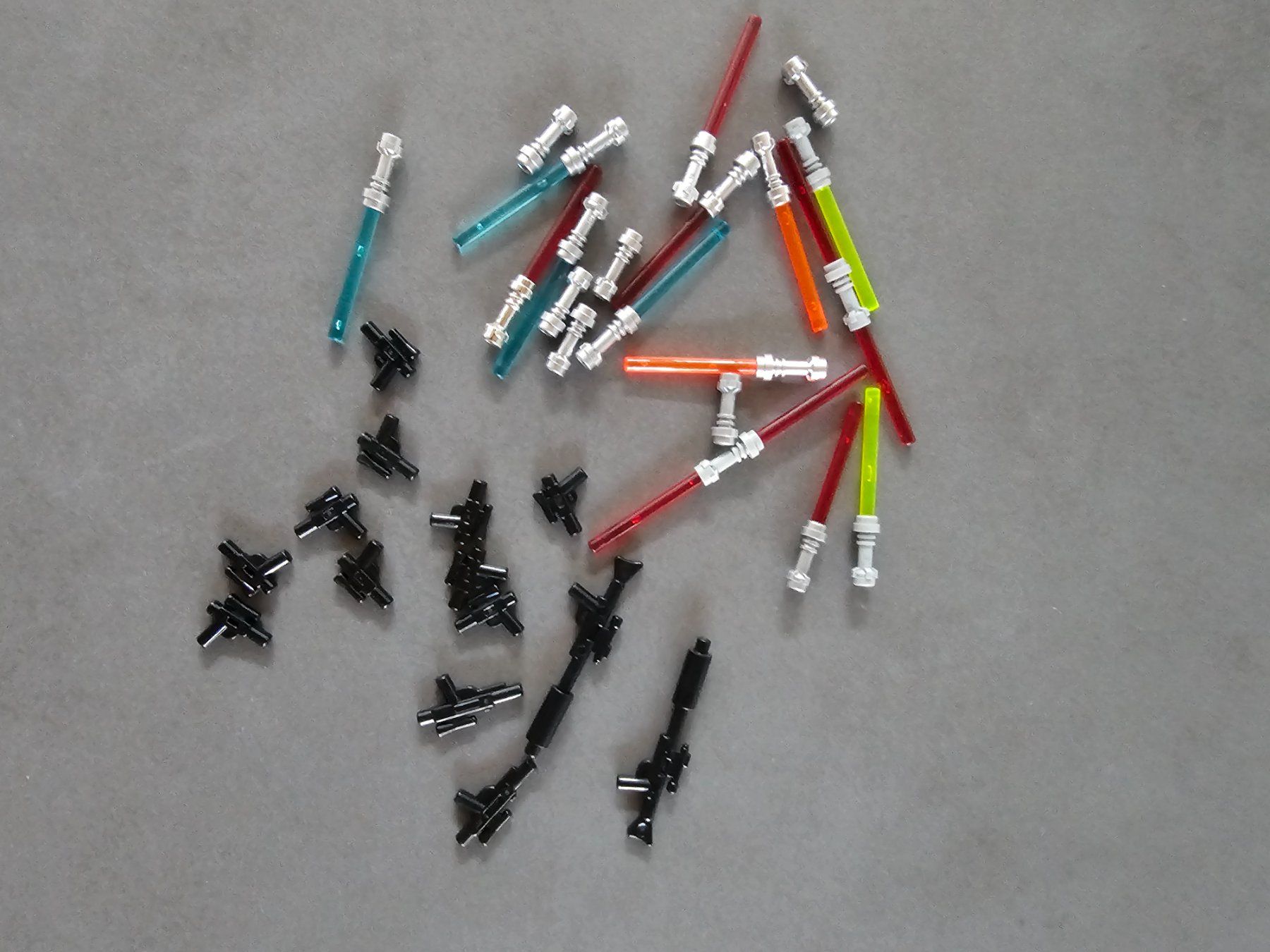 Lego Kit di costruzioni: Lego Star Wars diverse Lichtschwerter und Blaster – Usato da Läufelfingen venduto da struuub92