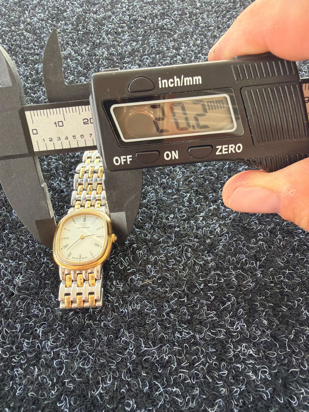 Eterna Montres: Eterna – D'occasion à Schlieren par Luxury.Time 4