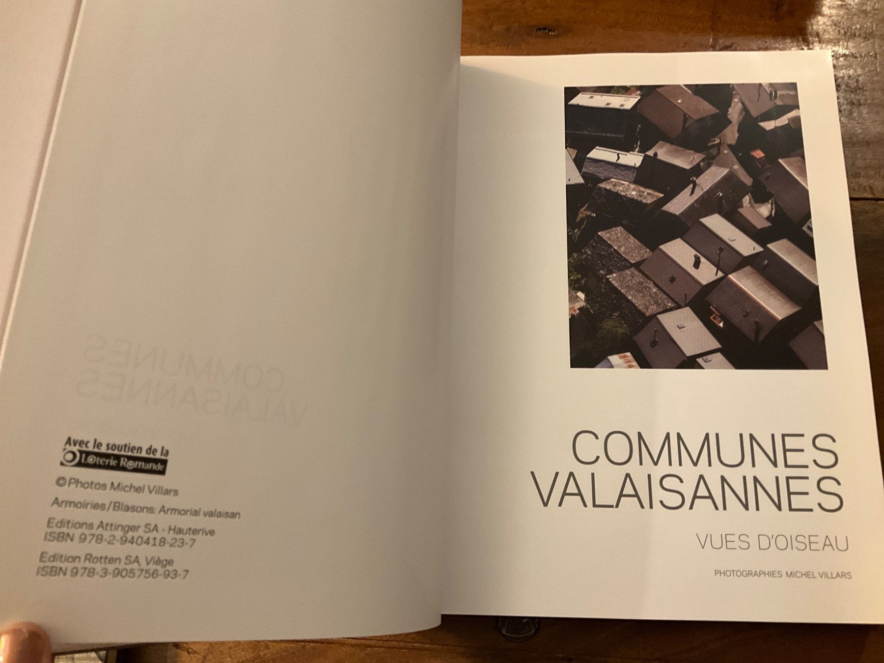 Livres: Communes valaisannes vues d'oiseau! – D'occasion à Avenches par Lactobacille 1