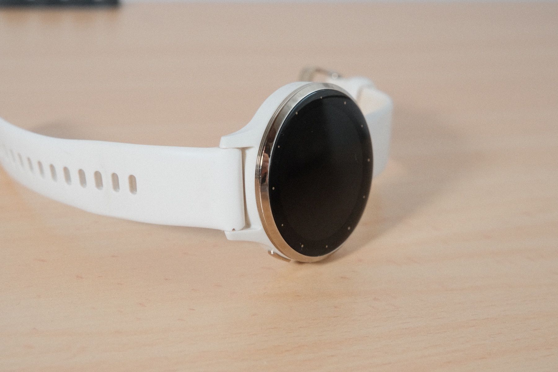 Garmin Smartwatch: Garmin Venu 3s 41mm Elfenbein/Softgold – Usato da Kreuzlingen venduto da jeje98 6