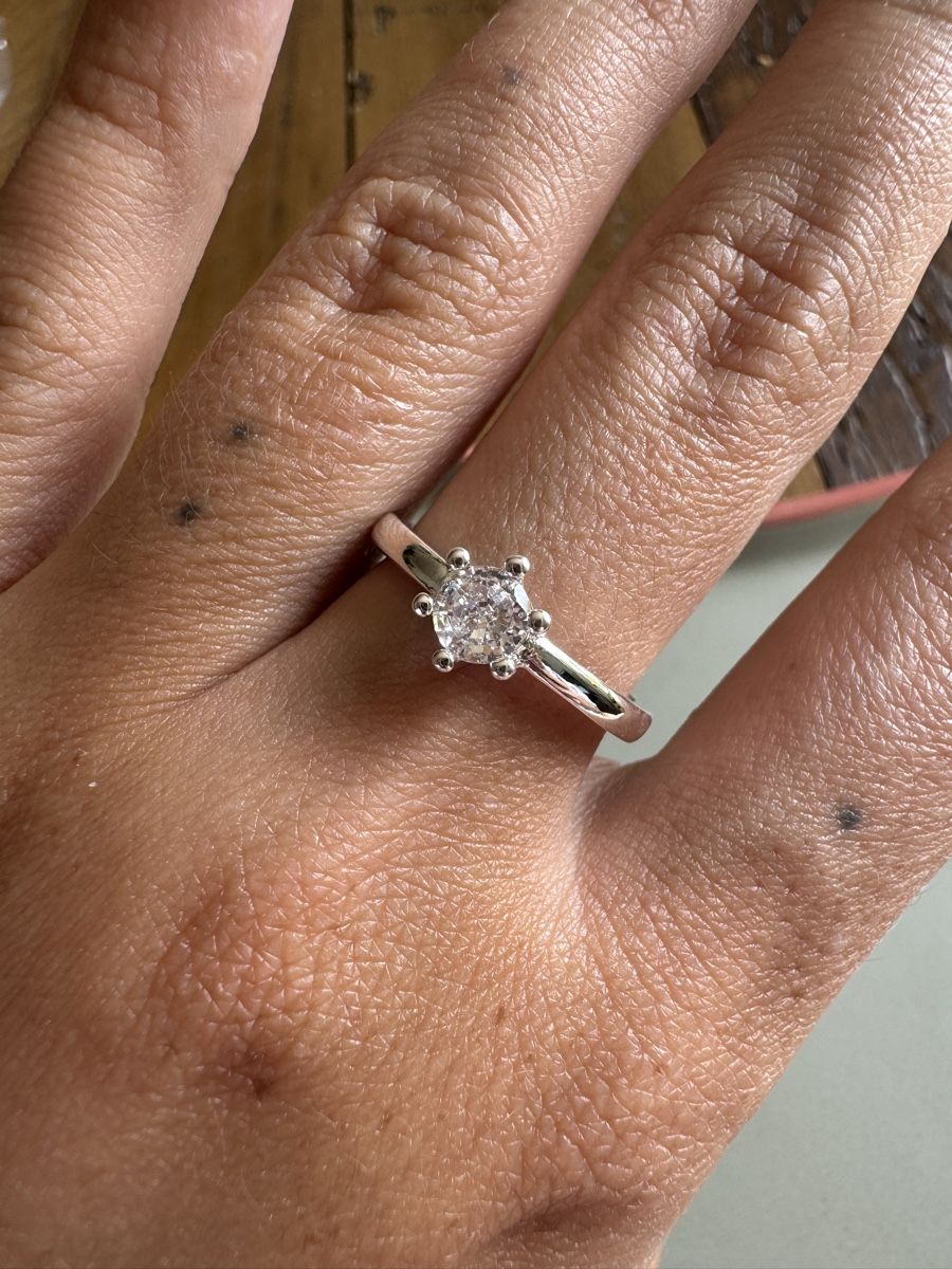Anelli: Silberring 925 mit Zirkonia, Grösse 8 – Nuovo (secondo la descrizione) da Männedorf venduto da mariadelrocioeberle